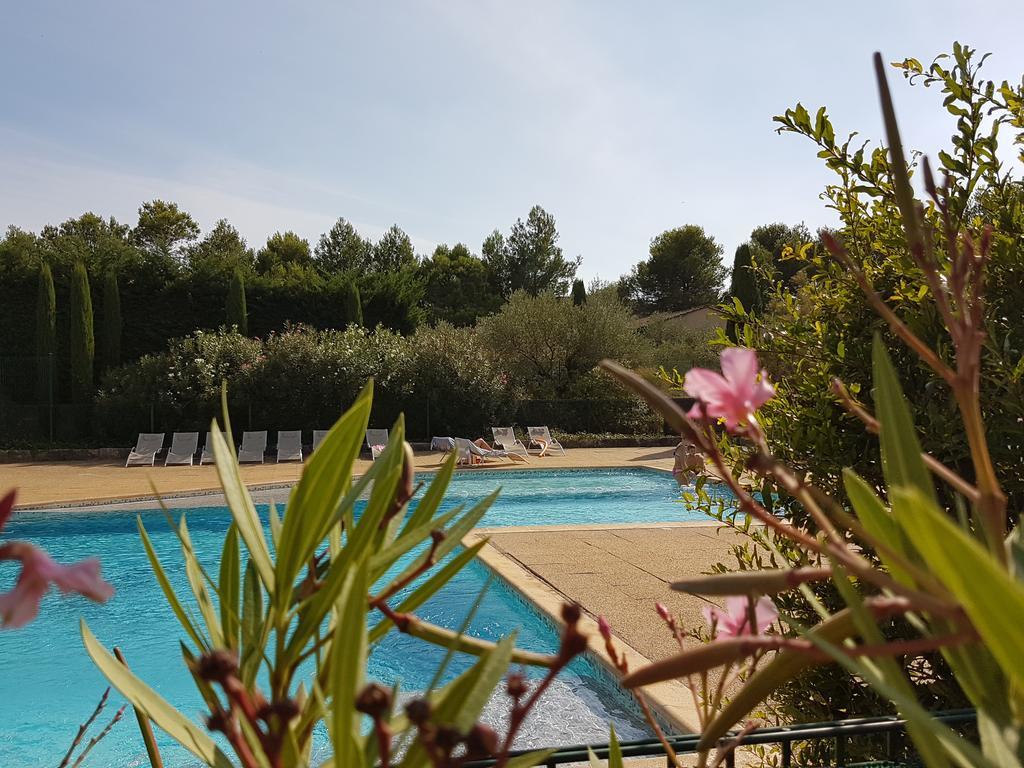 Les Jardins De Fontanille Saint-Rémy-de-Provence Esterno foto